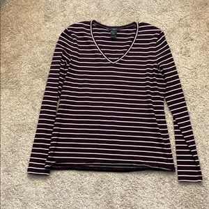 Ann Taylor V-Neck LS T-Shirt